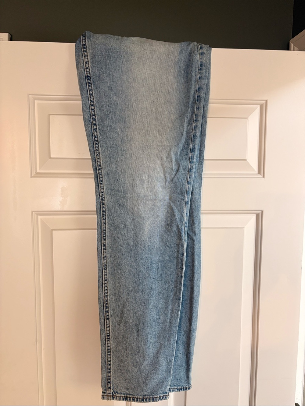 Old Navy Light Wash Mens Jeans - Athletic Taper - Light Blue
